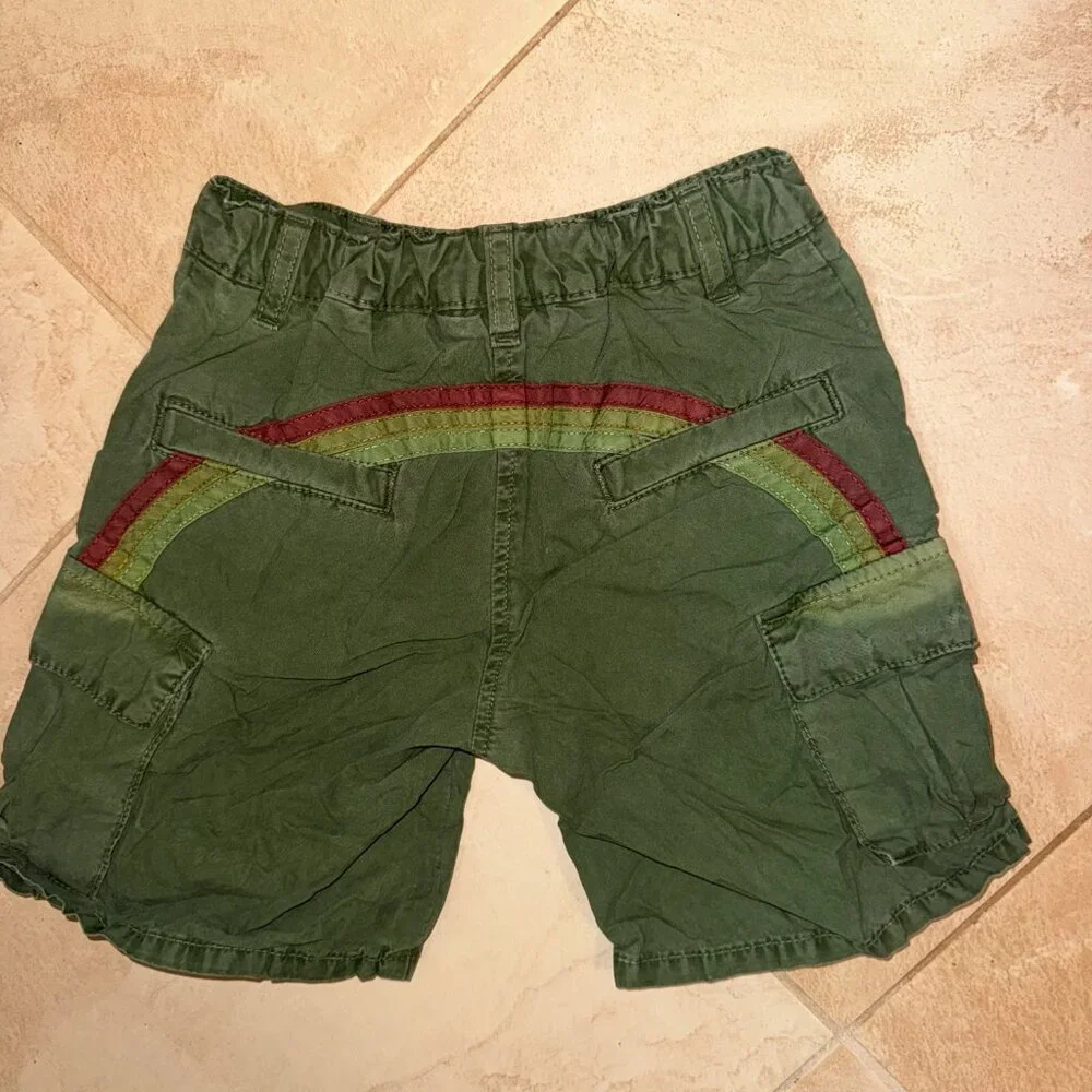 Sundek Boy CARGO SHORTS IN GARMENT-DYED FABRIC WITH RAINBOW